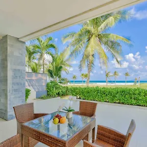 Golden Beachside ***** 다낭